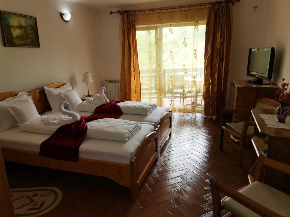 Hotel Wels Băltenii de Sus 외부 사진