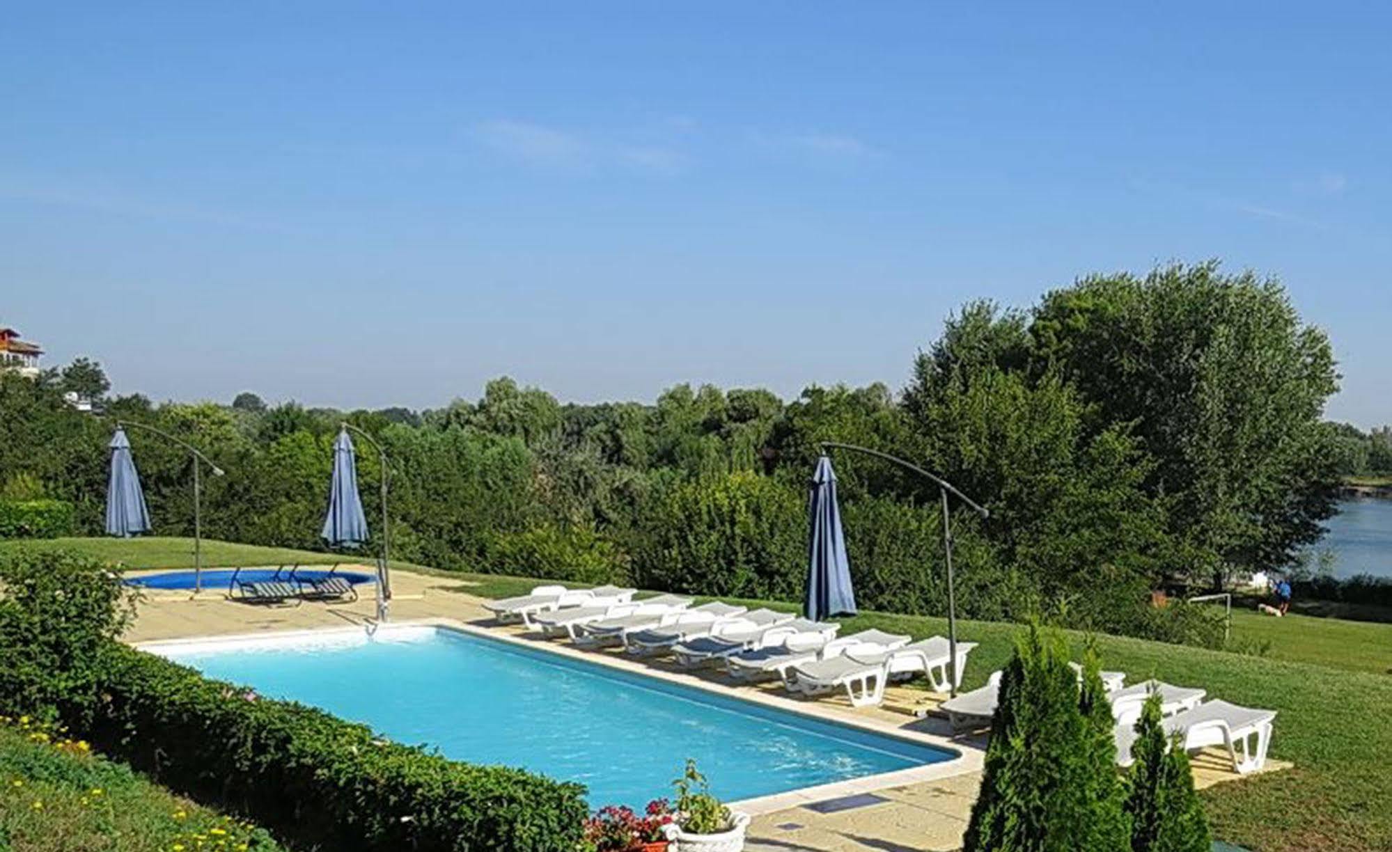 Hotel Wels Băltenii de Sus 외부 사진